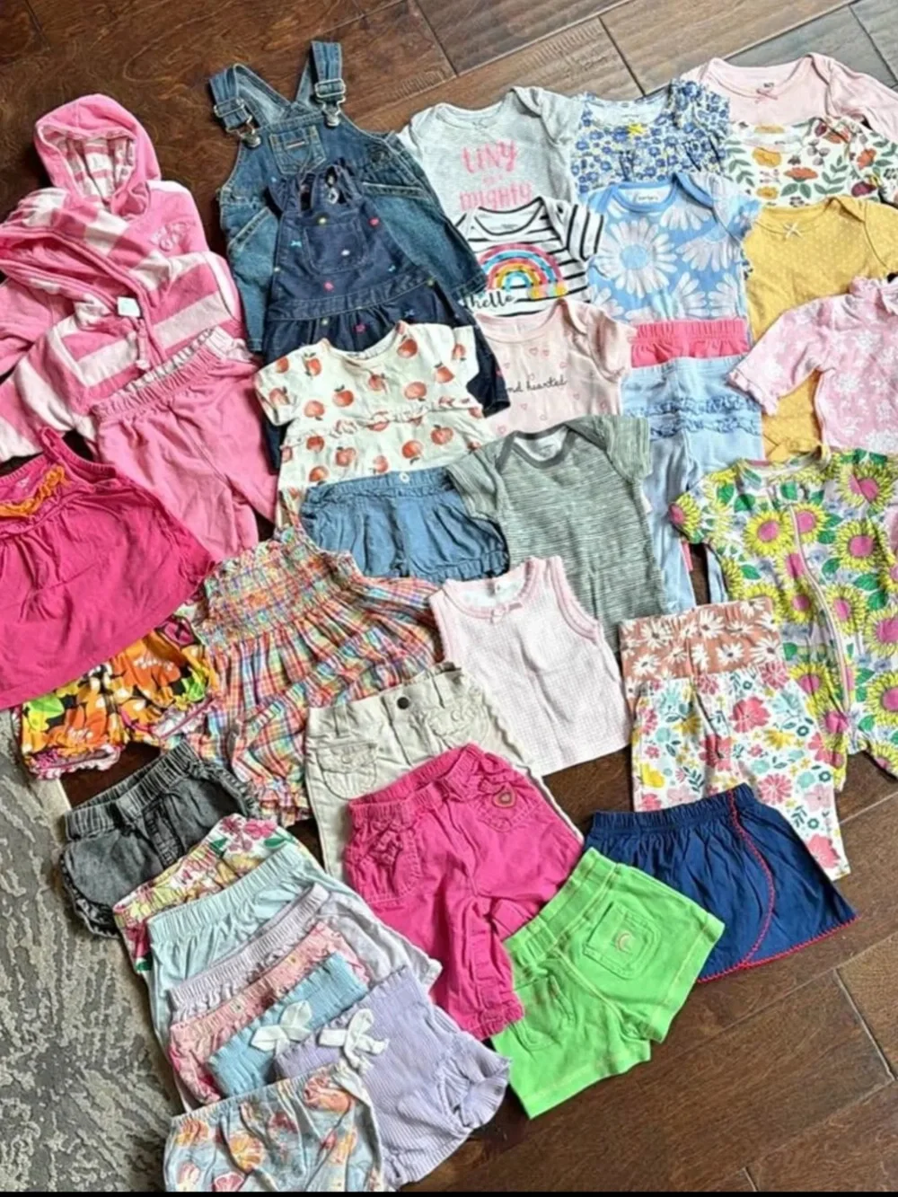 0-6M Baby Girl 35 Piece Clothing Mix